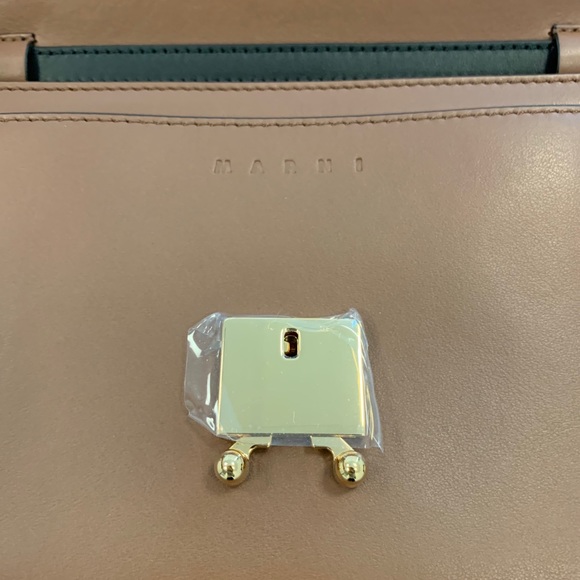 MARNI Calfskin Trunk NWT Shoulder Crossbody Bag - Picture 4 of 10